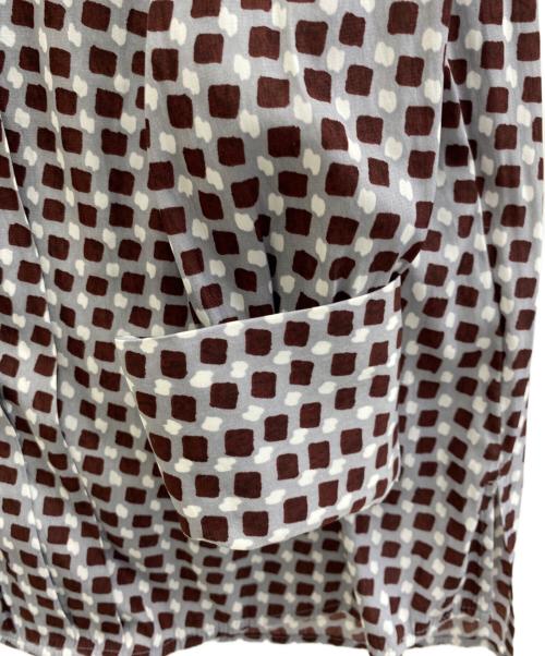 BALLSEY（ボールジィ）BALLSEY (ボールジィ) ジオメトリックプリント ボウタイブラウス グレー サイズ:36の古着・服飾アイテム