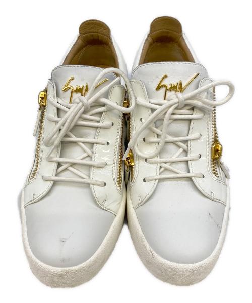 GIUSEPPE ZANOTTI（ジュゼッペザノッティ）GIUSEPPE ZANOTTI (ジュゼッペザノッティ) スニーカー ホワイト サイズ:39 1/2の古着・服飾アイテム