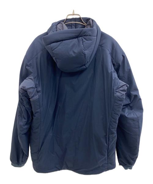 ARC'TERYX（アークテリクス）ARC'TERYX (アークテリクス) ATOM AR HOODY ネイビー サイズ:Lの古着・服飾アイテム
