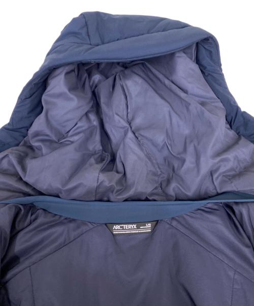 ARC'TERYX（アークテリクス）ARC'TERYX (アークテリクス) ATOM AR HOODY ネイビー サイズ:Lの古着・服飾アイテム