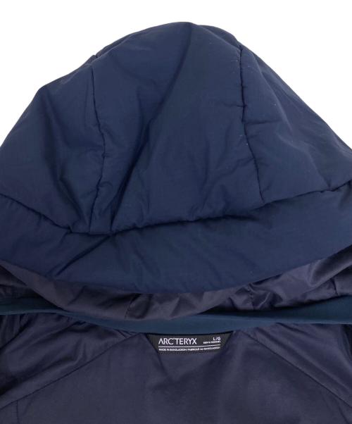 ARC'TERYX（アークテリクス）ARC'TERYX (アークテリクス) ATOM AR HOODY ネイビー サイズ:Lの古着・服飾アイテム