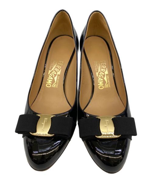 Salvatore Ferragamo（サルヴァトーレ フェラガモ）Salvatore Ferragamo (サルヴァトーレ フェラガモ) CARLA 70 ブラック サイズ:25の古着・服飾アイテム