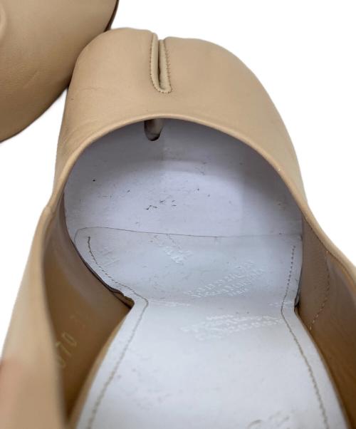 Maison Margiela（メゾンマルジェラ）Maison Margiela (メゾンマルジェラ) TABI PUMPS ベージュ サイズ:38の古着・服飾アイテム