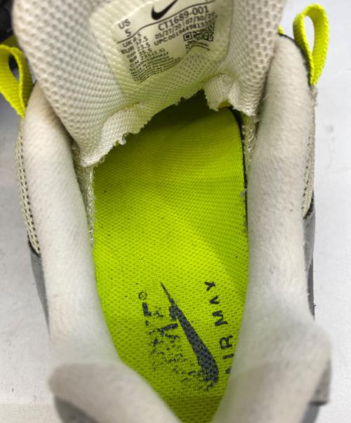 NIKE（ナイキ）NIKE (ナイキ) ローカットスニーカー グレー×イエロー サイズ:23.5の古着・服飾アイテム