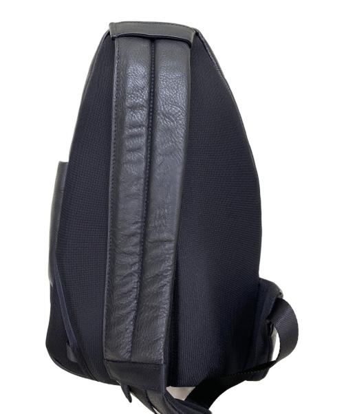 WILDSWANS（ワイルドスワンズ）WILDSWANS (ワイルドスワンズ) MINERVA BOX CERVINO ブラックの古着・服飾アイテム