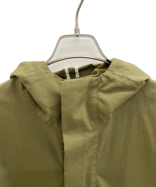 FIRMUM（フィルマム）FIRMUM (フィルマム) クールマックスストレッチキャンバスフードオーバコート カーキ サイズ:Sの古着・服飾アイテム