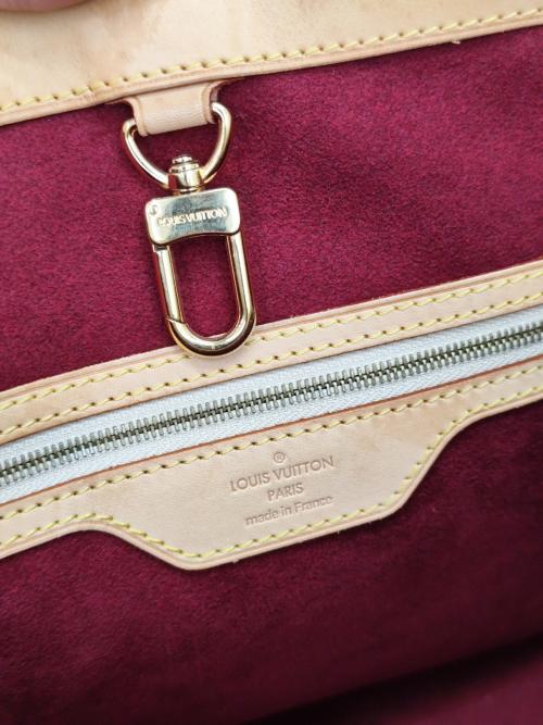 LOUIS VUITTON（ルイ ヴィトン）LOUIS VUITTON (ルイ ヴィトン) オーレリアMM ホワイトの古着・服飾アイテム