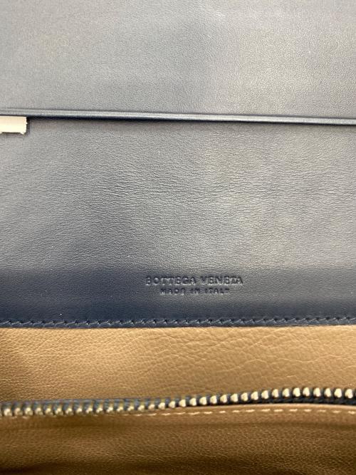 BOTTEGA VENETA（ボッテガベネタ）BOTTEGA VENETA (ボッテガベネタ) 長財布 ブルーの古着・服飾アイテム