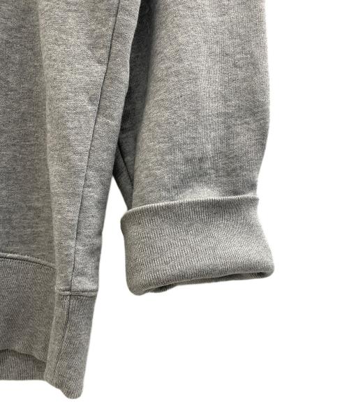 maison kitsune（メゾンキツネ）MAISON KITSUNE (メゾンキツネ) フォックス ヘッド パッチ クラシック スウェットシャツ ライトグレー サイズ:XLの古着・服飾アイテム