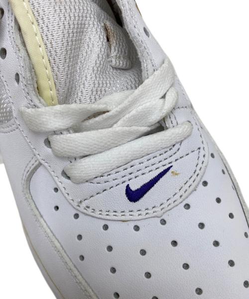 NIKE（ナイキ）NIKE (ナイキ) スニーカー ホワイト×パープル サイズ:26の古着・服飾アイテム