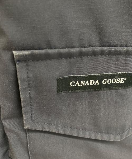 CANADA GOOSE（カナダグース）CANADA GOOSE (カナダグース) カムループス ダウンジャケット ネイビー サイズ:Sの古着・服飾アイテム