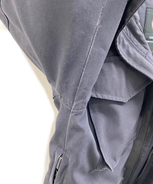 CANADA GOOSE（カナダグース）CANADA GOOSE (カナダグース) カムループス ダウンジャケット ネイビー サイズ:Sの古着・服飾アイテム