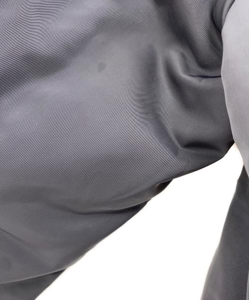 UNITED TOKYO（ユナイテッドトーキョー）UNITED TOKYO (ユナイテッドトーキョー) 止水ジップグースダウン グレー サイズ:Sの古着・服飾アイテム