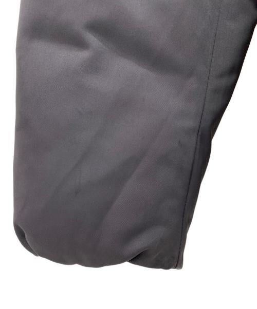 UNITED TOKYO（ユナイテッドトーキョー）UNITED TOKYO (ユナイテッドトーキョー) 止水ジップグースダウン グレー サイズ:Sの古着・服飾アイテム