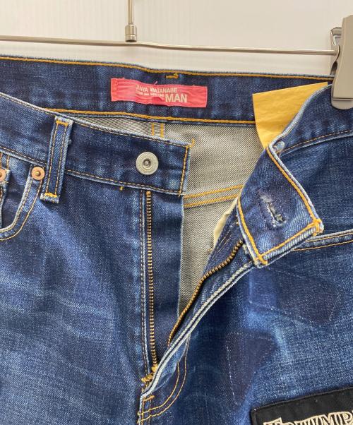 JUNYA WATANABE MAN（ジュンヤワタナベマン）JUNYA WATANABE MAN (ジュンヤワタナベマン) ワッペンデニムパンツ インディゴ サイズ:Ｍの古着・服飾アイテム