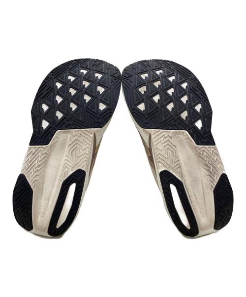 NEW BALANCE（ニューバランス）NEW BALANCE (ニューバランス) ランニングシューズ ブラウン×ホワイト サイズ:28.5cmの古着・服飾アイテム
