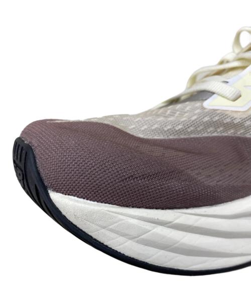 NEW BALANCE（ニューバランス）NEW BALANCE (ニューバランス) ランニングシューズ ブラウン×ホワイト サイズ:28.5cmの古着・服飾アイテム