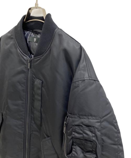 UNIQLO+J（ユニクロ プラスジェイ）UNIQLO+J (ユニクロ プラスジェイ) ハイブリッドダウンオーバーサイズMA-1　2026年+J復刻モデル ブラック サイズ:Mの古着・服飾アイテム