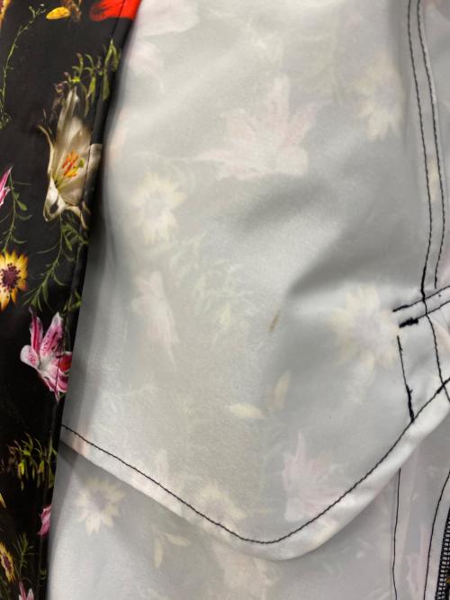 NO ID.（ノーアイディー）NO ID. (ノーアイディー) Flower Print Trench Coat ブラック サイズ:1 未使用品の古着・服飾アイテム