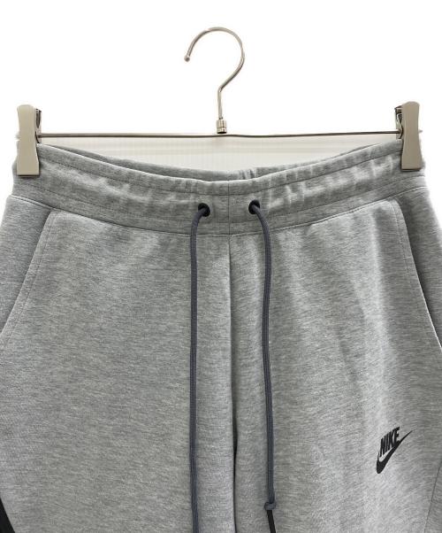 NIKE（ナイキ）NIKE (ナイキ) テックフリースジョガーパンツ グレー サイズ:Sの古着・服飾アイテム