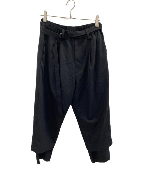 PRASTHANA（プラスターナ）prasthana (プラスターナ) ベルテッドタックトラウザーズ ブラック サイズ:Mの古着・服飾アイテム