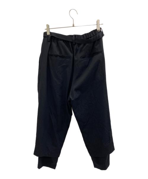 PRASTHANA（プラスターナ）prasthana (プラスターナ) ベルテッドタックトラウザーズ ブラック サイズ:Mの古着・服飾アイテム