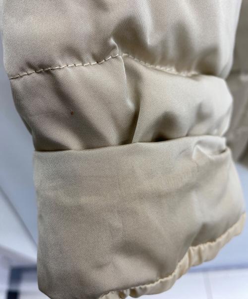 MONCLER（モンクレール）MONCLER (モンクレール) ダウンコート ベージュの古着・服飾アイテム