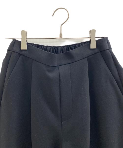 ENFOLD（エンフォルド）ENFOLD (エンフォルド) ダブルクロスタックワイドパンツ ブラック サイズ:38 未使用品の古着・服飾アイテム