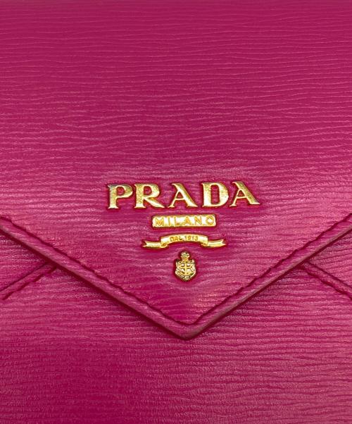 PRADA（プラダ）PRADA (プラダ) 長財布 ショッキングピンクの古着・服飾アイテム