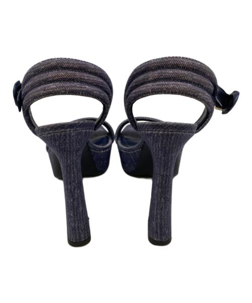 LOUIS VUITTON（ルイ ヴィトン）LOUIS VUITTON (ルイ ヴィトン) サンダル インディゴ サイズ:35 1/2の古着・服飾アイテム