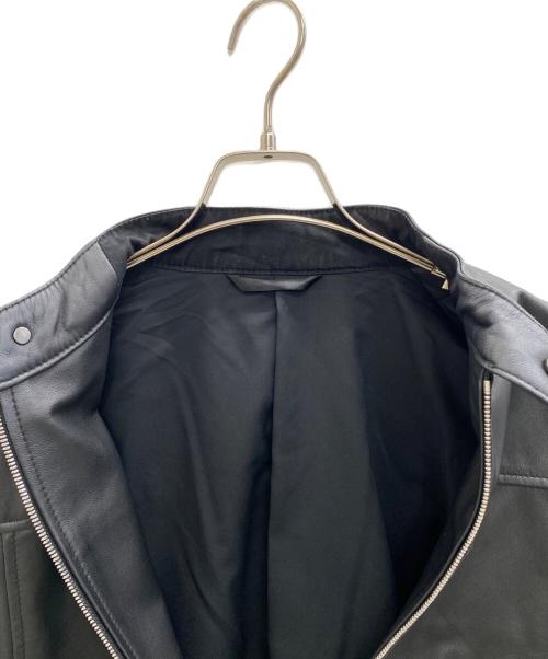 MEN'S BIGI（メンズビギ）MEN'S BIGI (メンズビギ) 袖ニット切替スタンドカラーレザージャケット ブラック サイズ:Mの古着・服飾アイテム