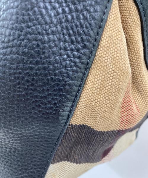 BURBERRY（バーバリー）BURBERRY (バーバリー) セミショルダーバッグ ブラックの古着・服飾アイテム