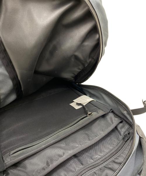 ARC'TERYX（アークテリクス）ARC'TERYX (アークテリクス) ARRO 22 BACKPACK グレー×ブラックの古着・服飾アイテム