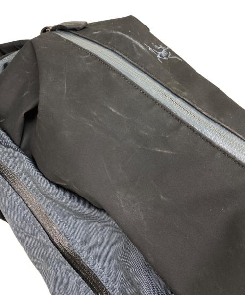 ARC'TERYX（アークテリクス）ARC'TERYX (アークテリクス) ARRO 22 BACKPACK グレー×ブラックの古着・服飾アイテム
