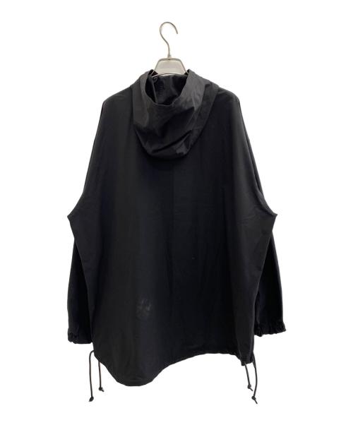 s'yte（サイト）s'yte (サイト) ブラックソロテックスプルオーバーブルゾン ブラック サイズ:Freeの古着・服飾アイテム