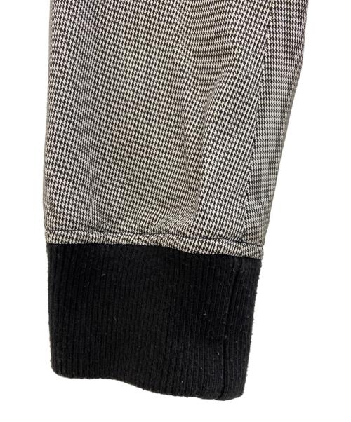 BURBERRY BLACK LABEL（バーバリーブラックレーベル）BURBERRY BLACK LABEL (バーバリーブラックレーベル) フーデッドジャケット グレー サイズ:Lの古着・服飾アイテム
