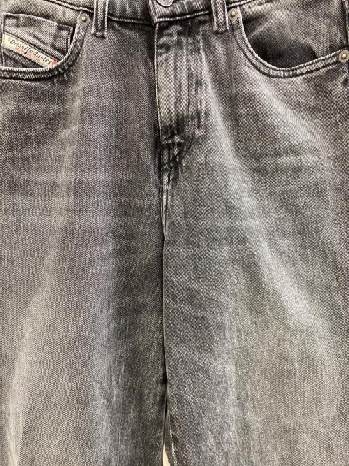 DIESEL（ディーゼル）DIESEL (ディーゼル) デニムパンツ グレー サイズ:61cmの古着・服飾アイテム