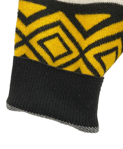 BOSTON BRUINS（ボストン・ブルーインズ）BOSTON BRUINS (ボストン・ブルーインズ) 厚手ニット ブラック×イエロー サイズ:XXLの古着・服飾アイテム