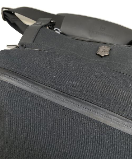 VICTORINOX（ビクトリノックス）VICTORINOX (ビクトリノックス) ショルダーバッグ ブラックの古着・服飾アイテム