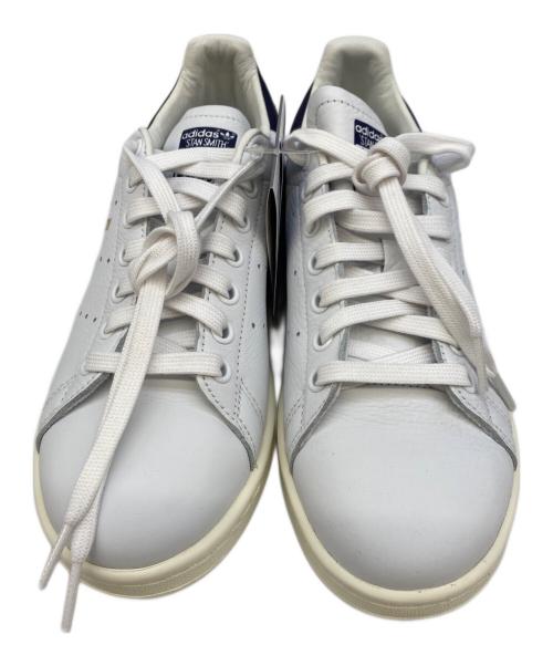adidas（アディダス）adidas (アディダス) スニーカー ホワイト×ネイビー サイズ:245の古着・服飾アイテム