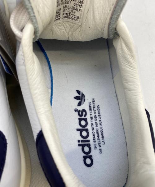 adidas（アディダス）adidas (アディダス) スニーカー ホワイト×ネイビー サイズ:245の古着・服飾アイテム