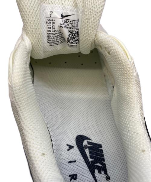 NIKE（ナイキ）NIKE (ナイキ) スニーカー ホワイト×ブラック サイズ:240の古着・服飾アイテム