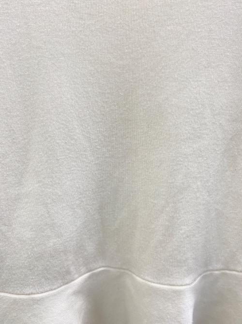 M-premierBLACK（エムプルミエブラック）M-premierBLACK (エムプルミエブラック) ラウンドヘムペプラムニット アイボリー サイズ:36の古着・服飾アイテム