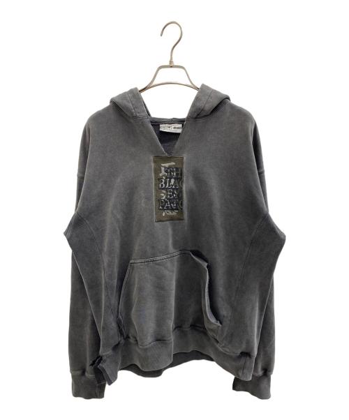 BlackEyePatch（ブラックアイパッチ）BlackEyePatch (ブラックアイパッチ) プルオーバーパーカー グレー サイズ:Mの古着・服飾アイテム