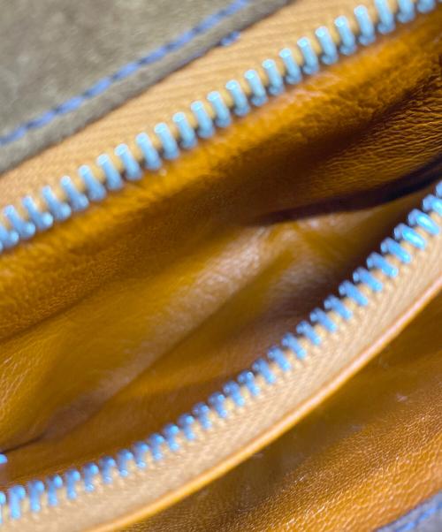 PRADA（プラダ）PRADA (プラダ) ショルダーバッグ ブラウンの古着・服飾アイテム