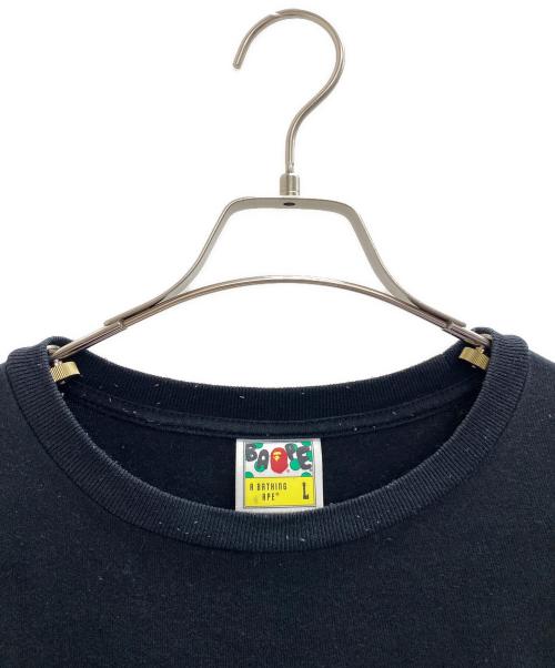 A BATHING APE（アベイシングエイプ）A BATHING APE (アベイシングエイプ) 24AW HEXAGRAM COLLEGE TEE ブラック サイズ:Lの古着・服飾アイテム