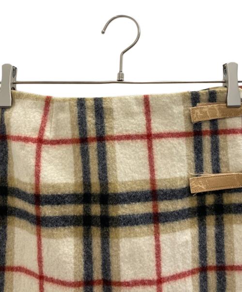 BURBERRY BLUE LABEL（バーバリー ブルー レーベル）BURBERRY BLUE LABEL (バーバリー ブルー レーベル) ミニスカート ブラウン サイズ:38の古着・服飾アイテム