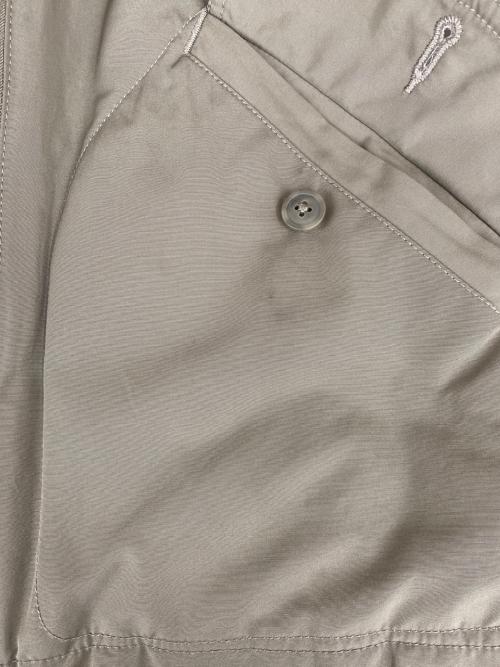 LEVI'S（リーバイス）LEVI'S (リーバイス) BRIGGS ショートパファージャケット カーキ サイズ:Sの古着・服飾アイテム
