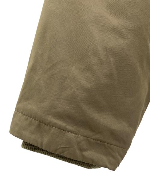 LEVI'S（リーバイス）LEVI'S (リーバイス) BRIGGS ショートパファージャケット カーキ サイズ:Sの古着・服飾アイテム