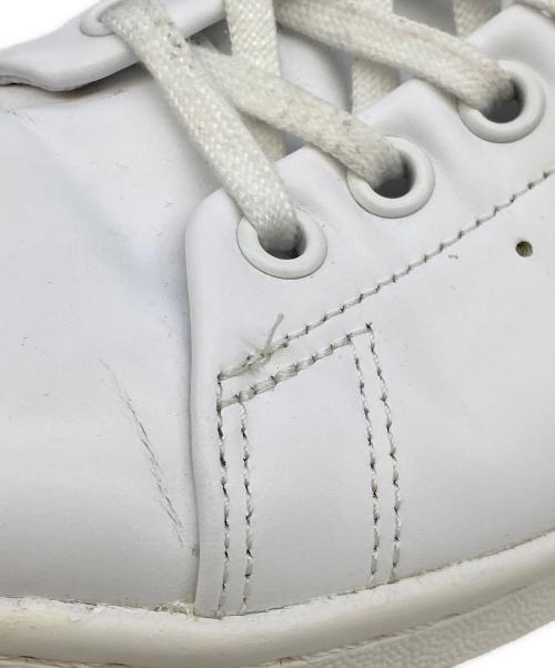 adidas（アディダス）adidas (アディダス) ローカットスニーカー ホワイト サイズ:260の古着・服飾アイテム